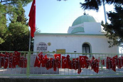 İznik Abdulvahap Sancaktari Türbesi