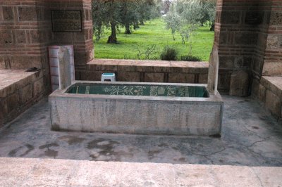 İznik Sarı Saltuk Tomb