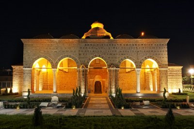 İznik Imaret of Nilüfer Hatun (Turkish-Islamic Arts Museum)