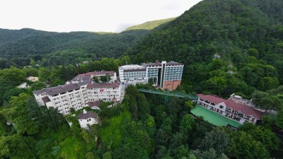 Oylat Thermal Spring and Mineral Springs