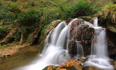 Oylat Waterfall