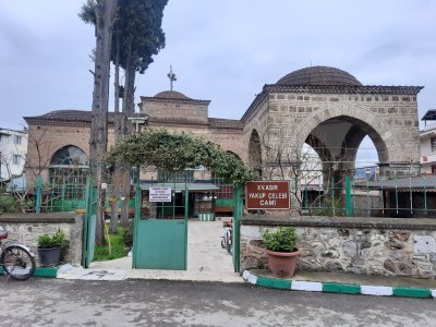 İznik Yakup Çelebi Cami Ve Türbesi