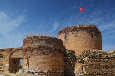 Yenişehir Gate (İznik)