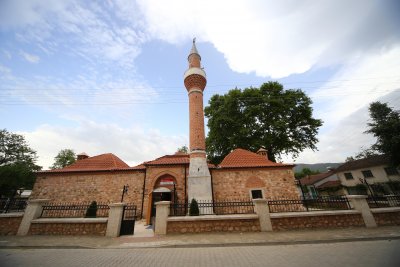 İnegöl Kurşunlu Yıldırım Cami