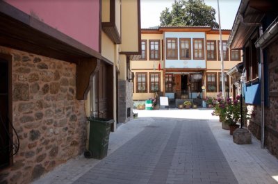 Oruçbey Caddesi